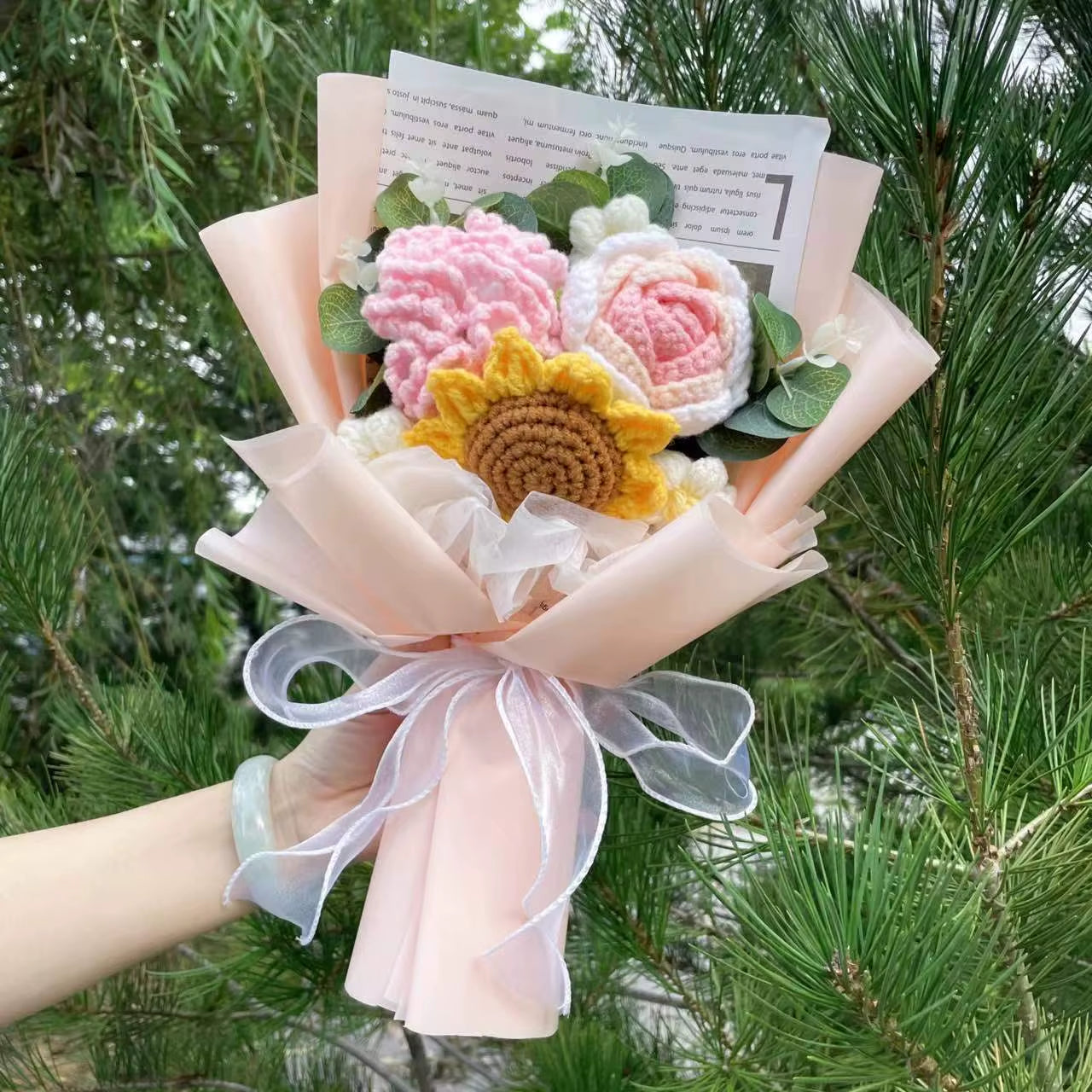 Handcrafted Knitted Sunflower Bouquet - Unique Crochet Floral Arrangement for Valentine's Day, Mother's Day, Birthdays, and Graduations